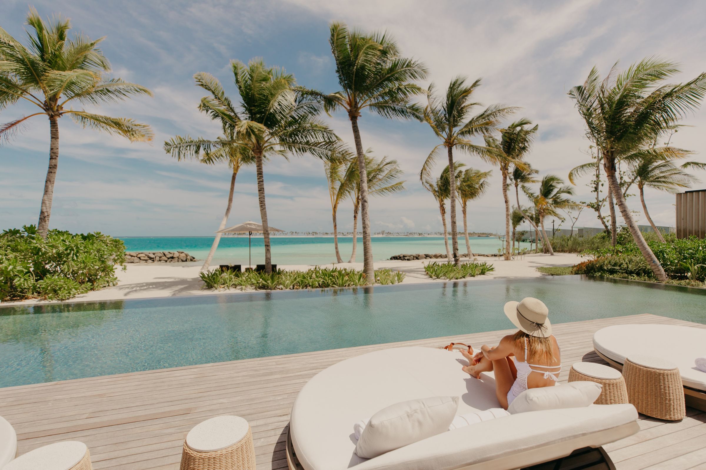IWAU at The Ritz-Carlton Maldives, Fari Islands thumbnail 6